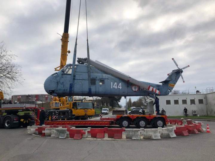 Grue automotrice à louer Morbihan