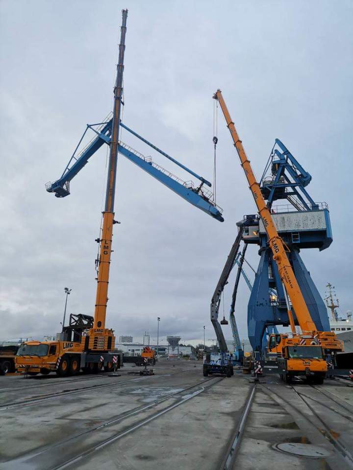 Location grue professionnelle Morbihan