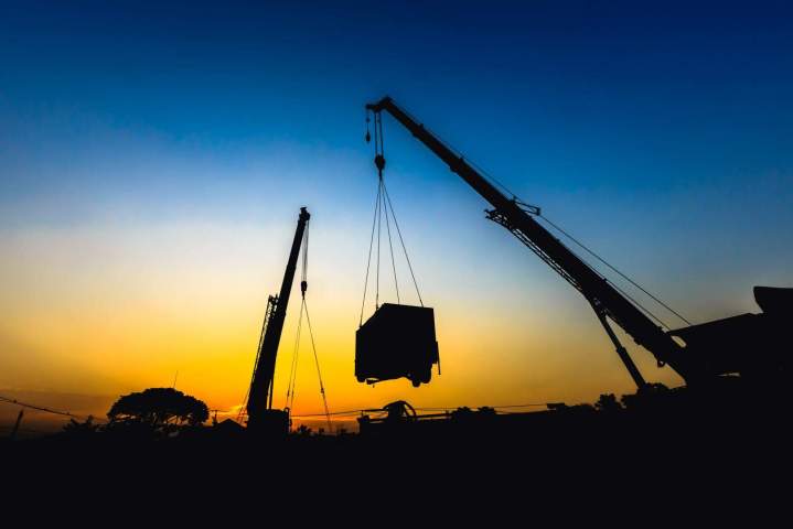 Location grues performantes Morbihan