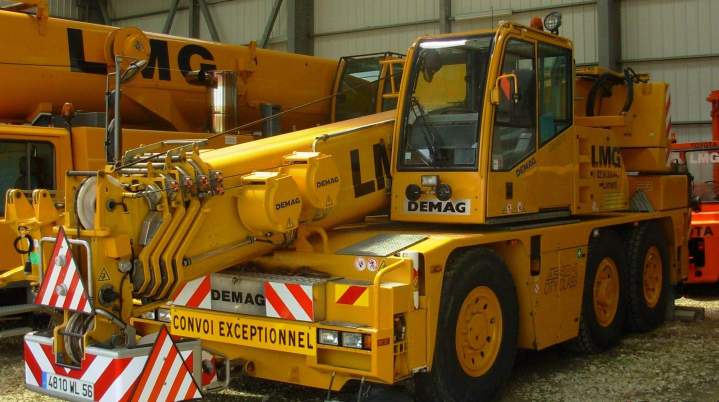 Grue mobile pour manutention Morbihan